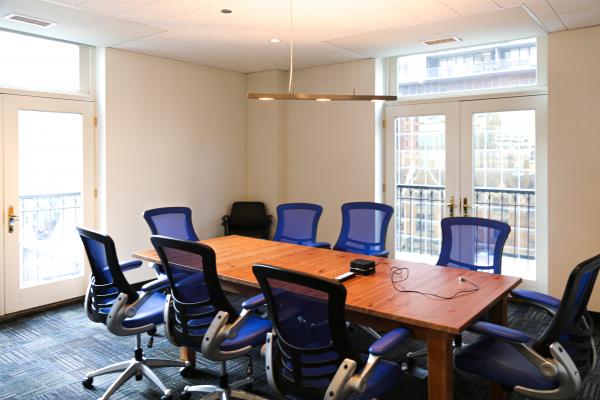 Suite 400 Interior