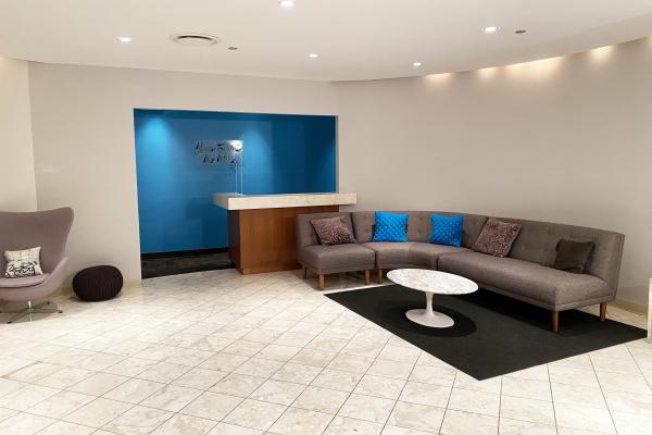 Suite 400 Interior
