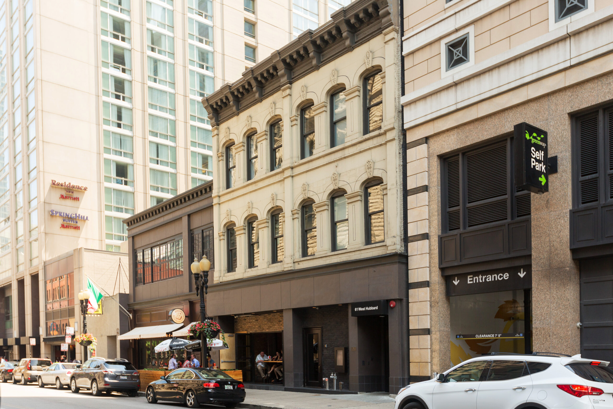 59-61 W Hubbard Exterior