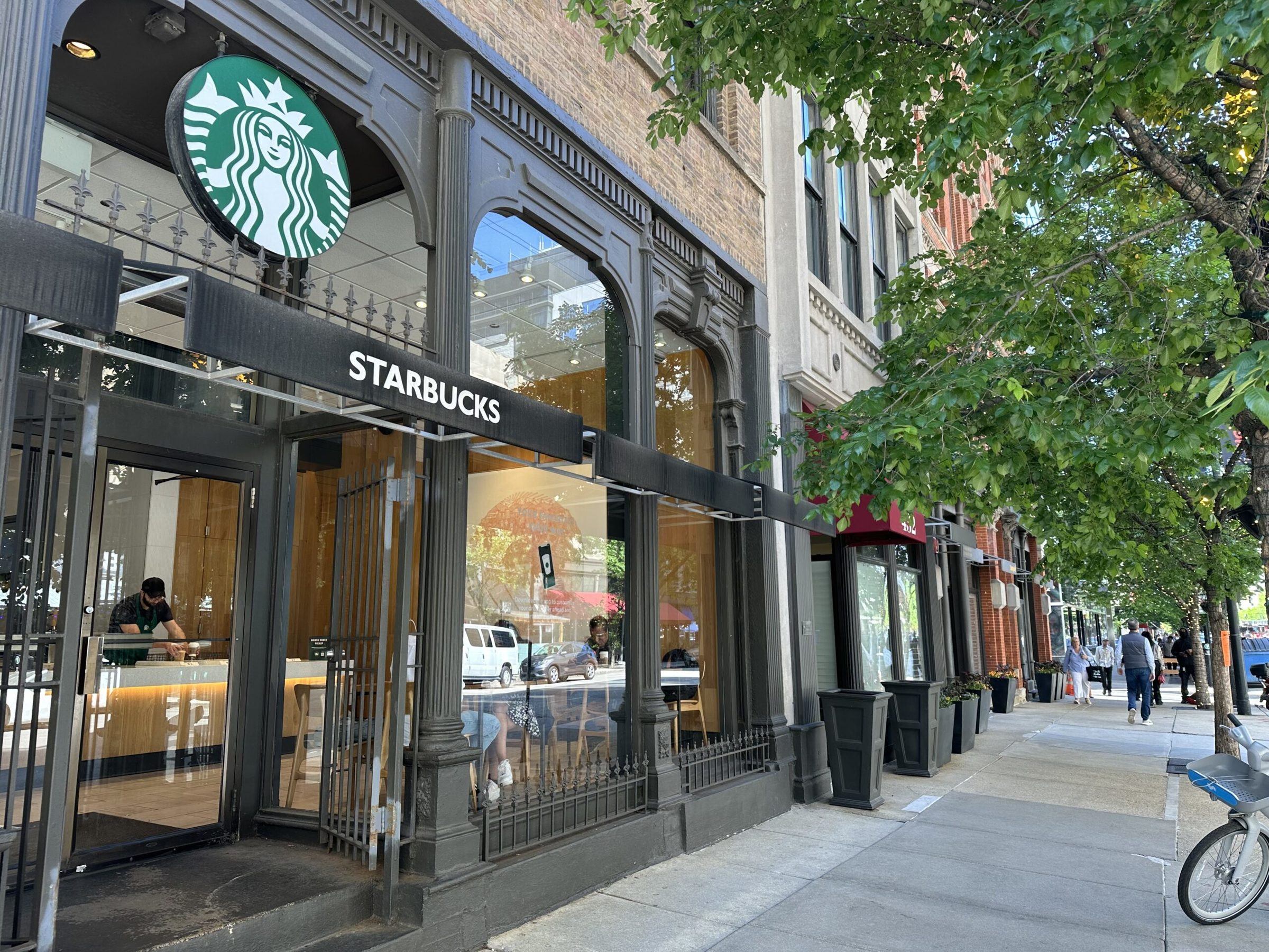 430-436 N Clark Building Exterior Starbucks