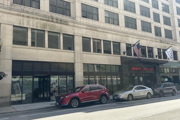 33 W Illinois Exterior