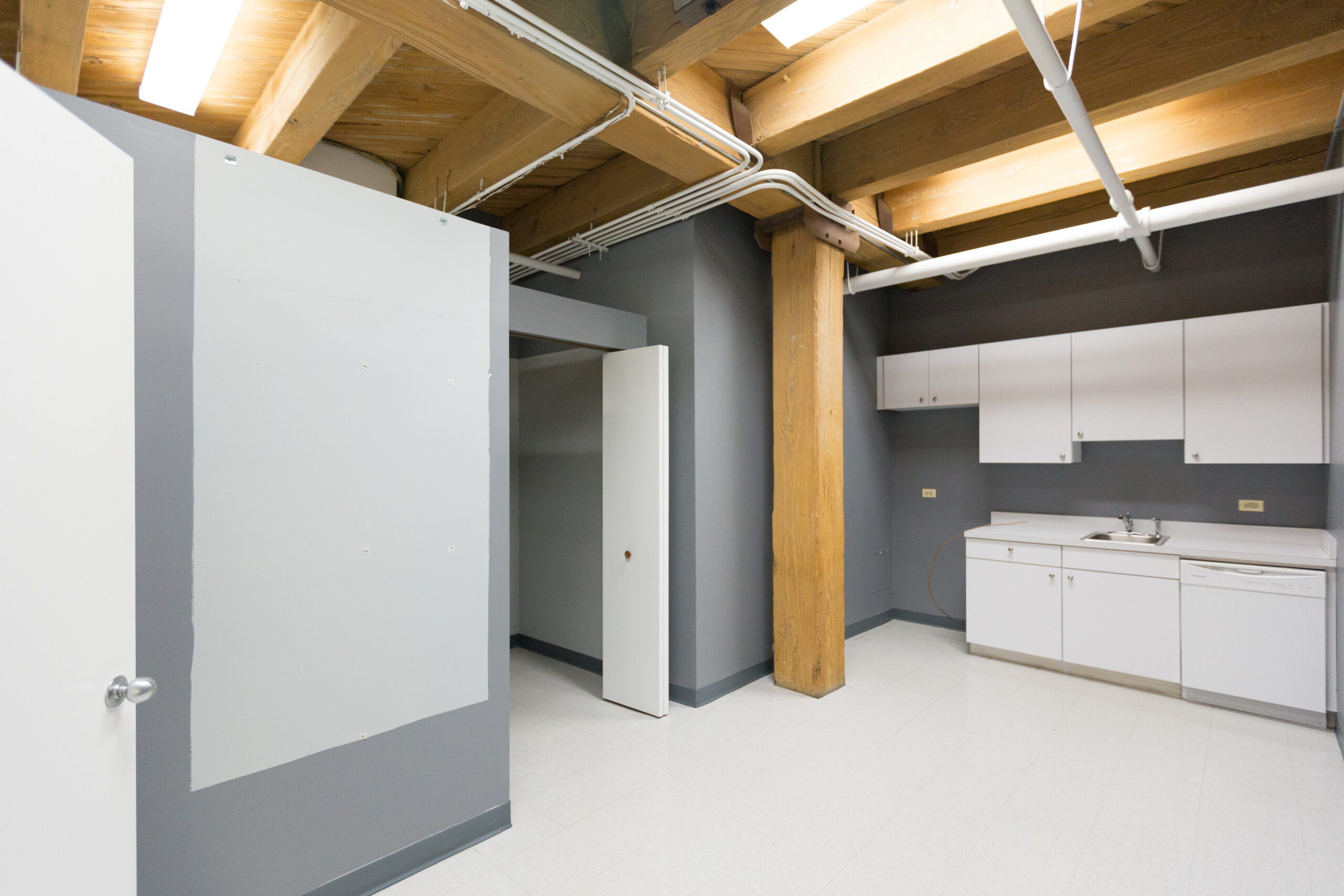 Suite 400 Interior