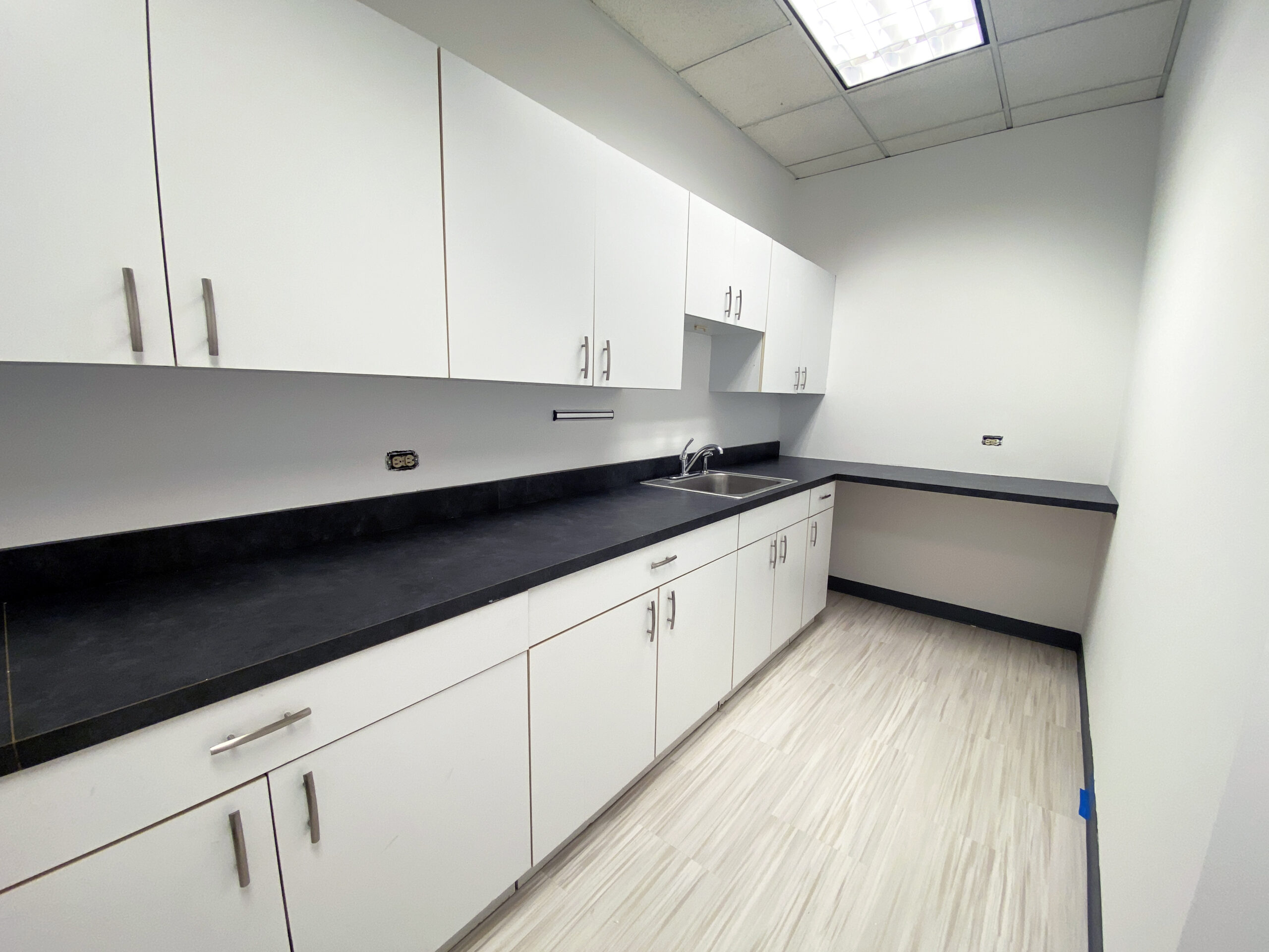 Suite 405 Interior
