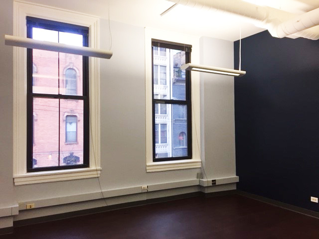 430-436 N Clark Interior