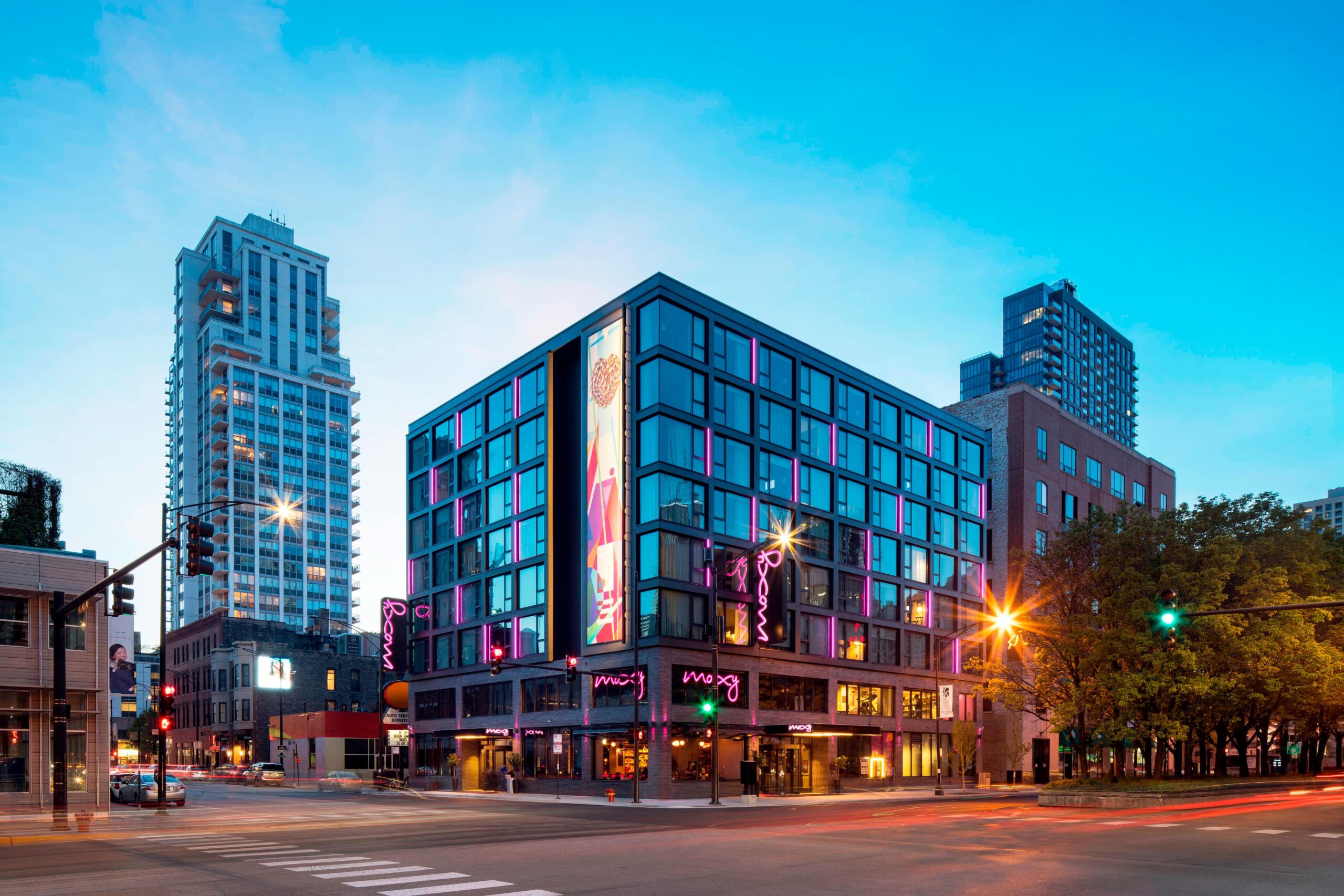 Moxy Hotel - Exterior